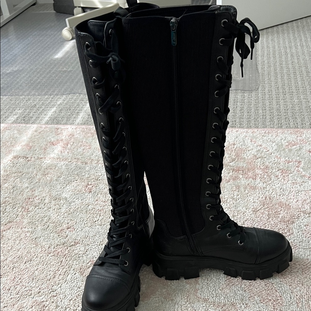 Black Lace-Up Knee-High Combat Boots - Women's - Picture 5 of 14